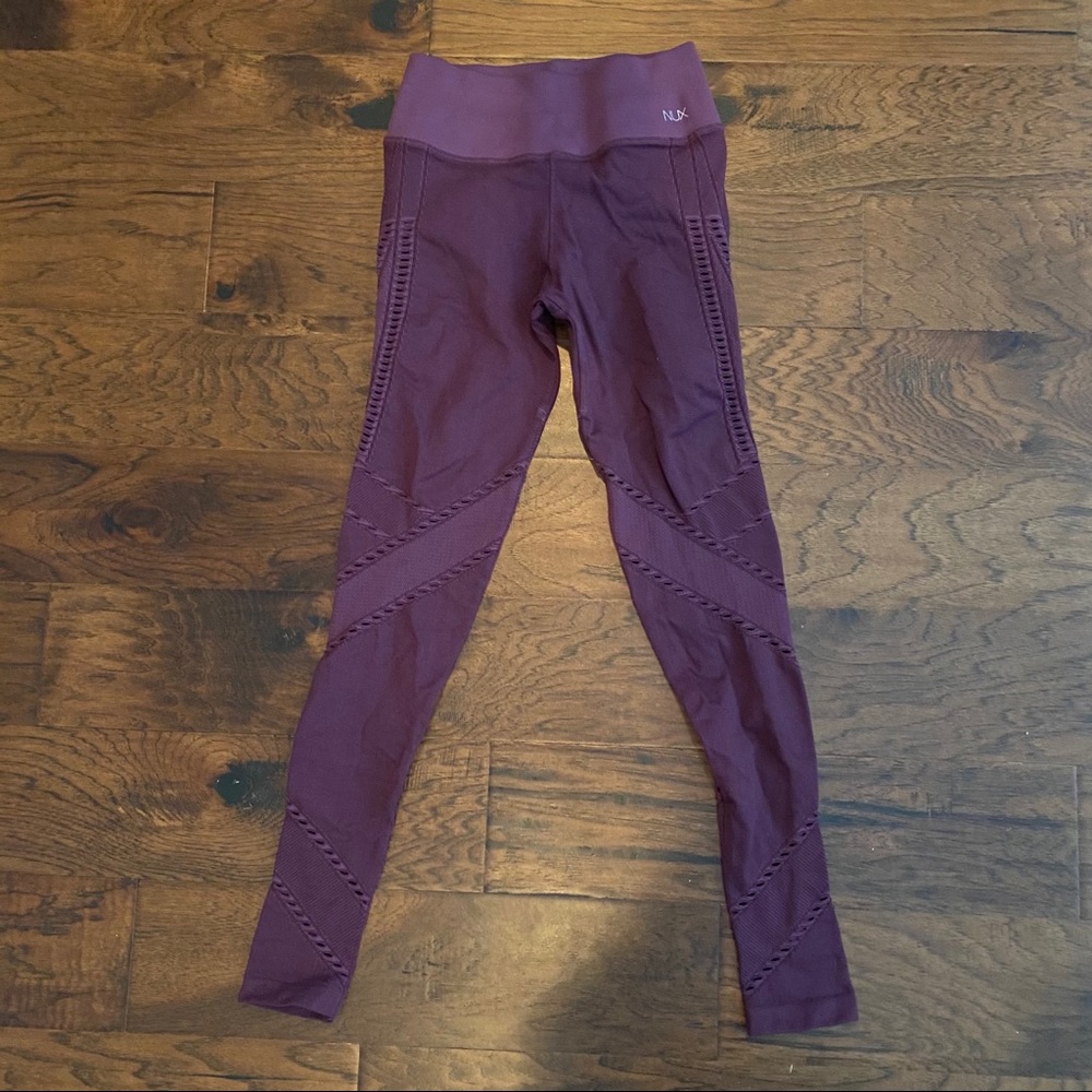New | NUX Leggings